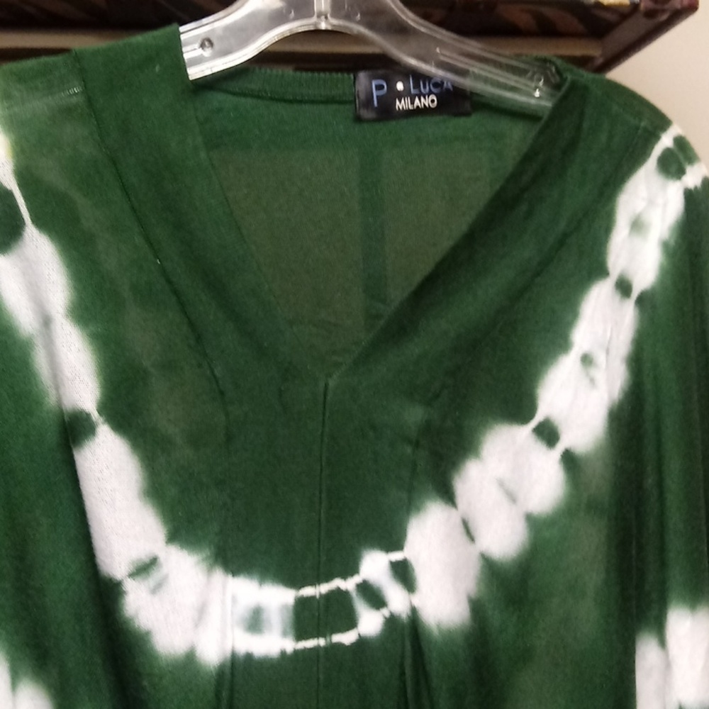 Sweater - Picture 3 of 4